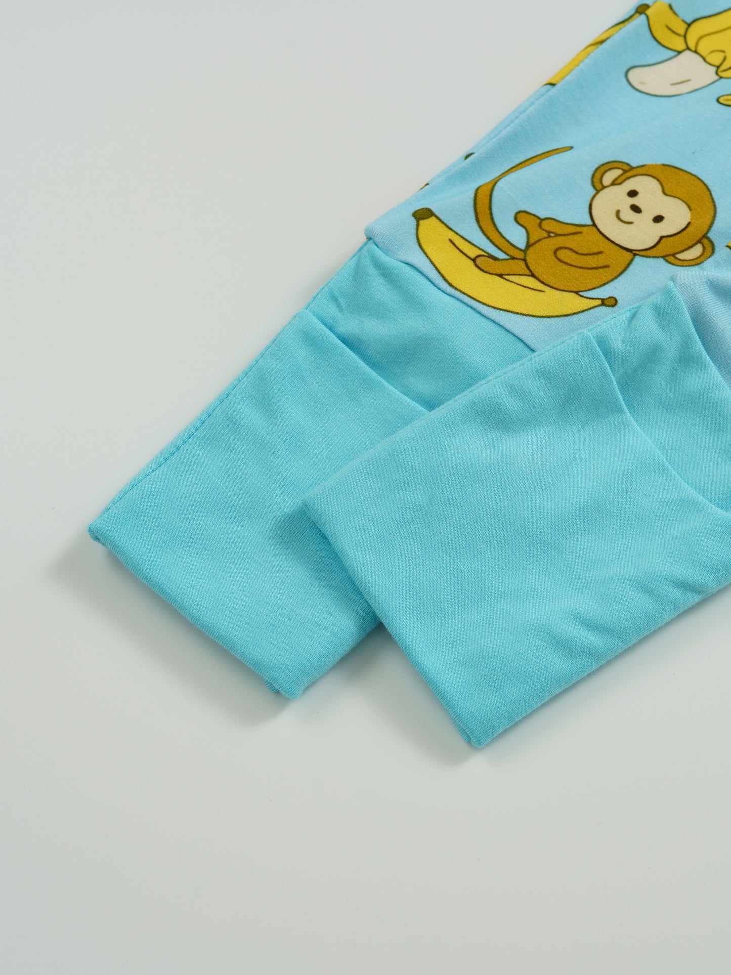 Banana Buddies – Playful Monkey Bamboo Zipper Sleeper – Without Grippers