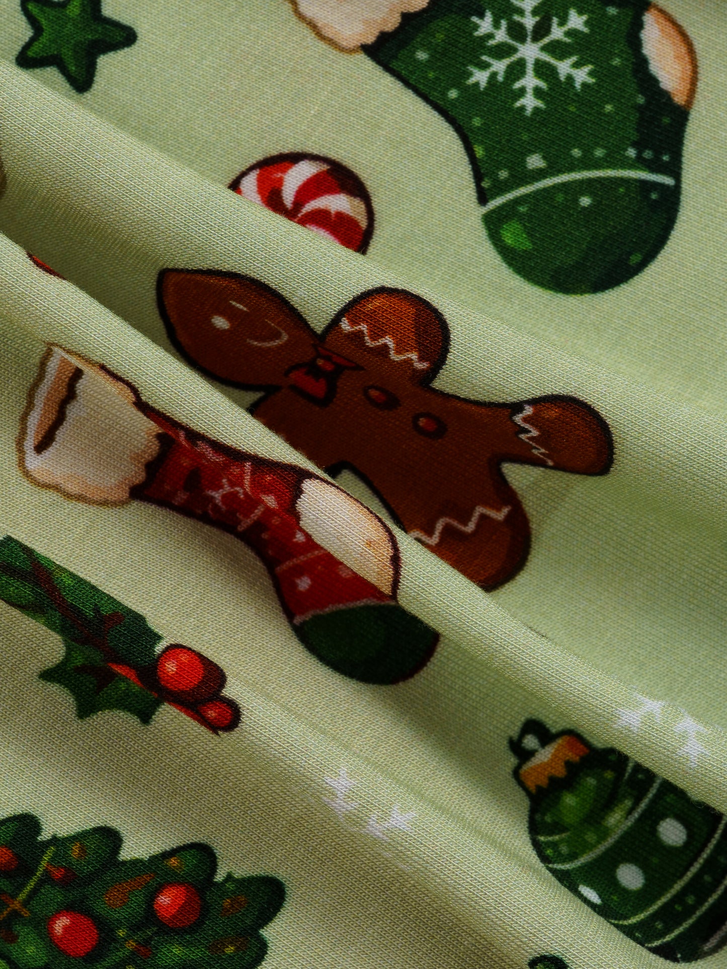 Gingerbread Snow Day – Christmas Bamboo Zipper Sleeper – With Grippers
