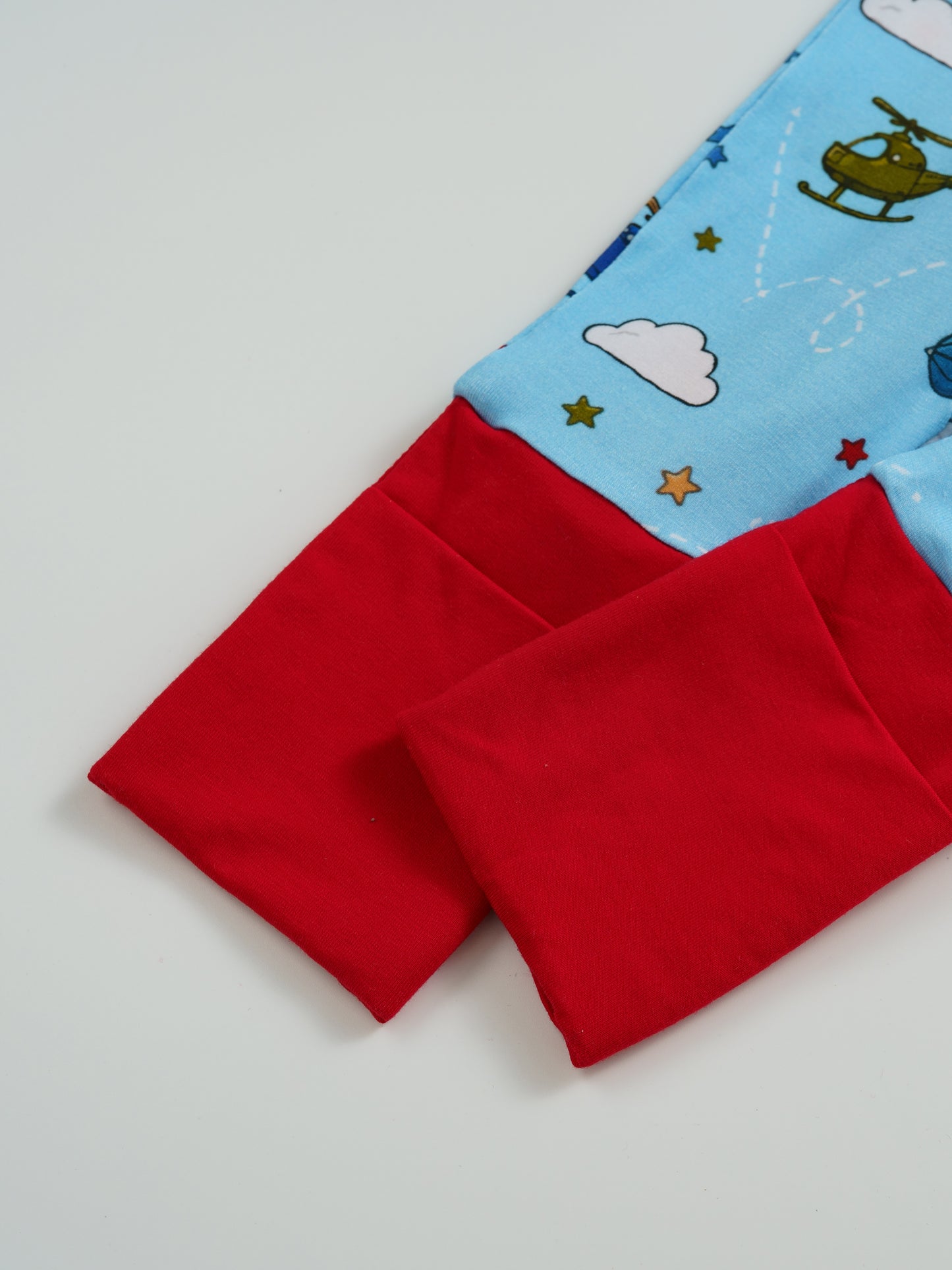Little Aviators – Airplane Bamboo Zipper Sleeper – Without Grippers