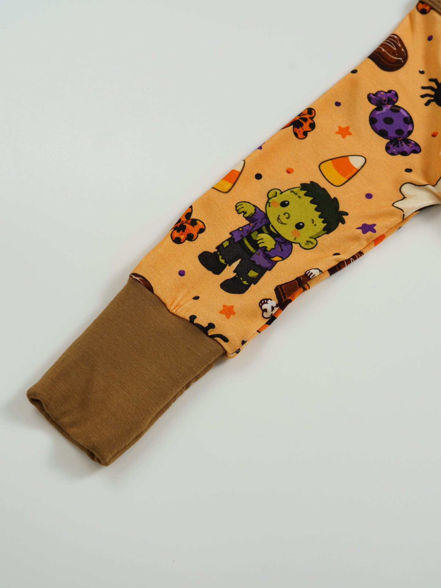 Skeleton Sweeties – Halloween Bamboo Zipper Sleeper – Without Grippers