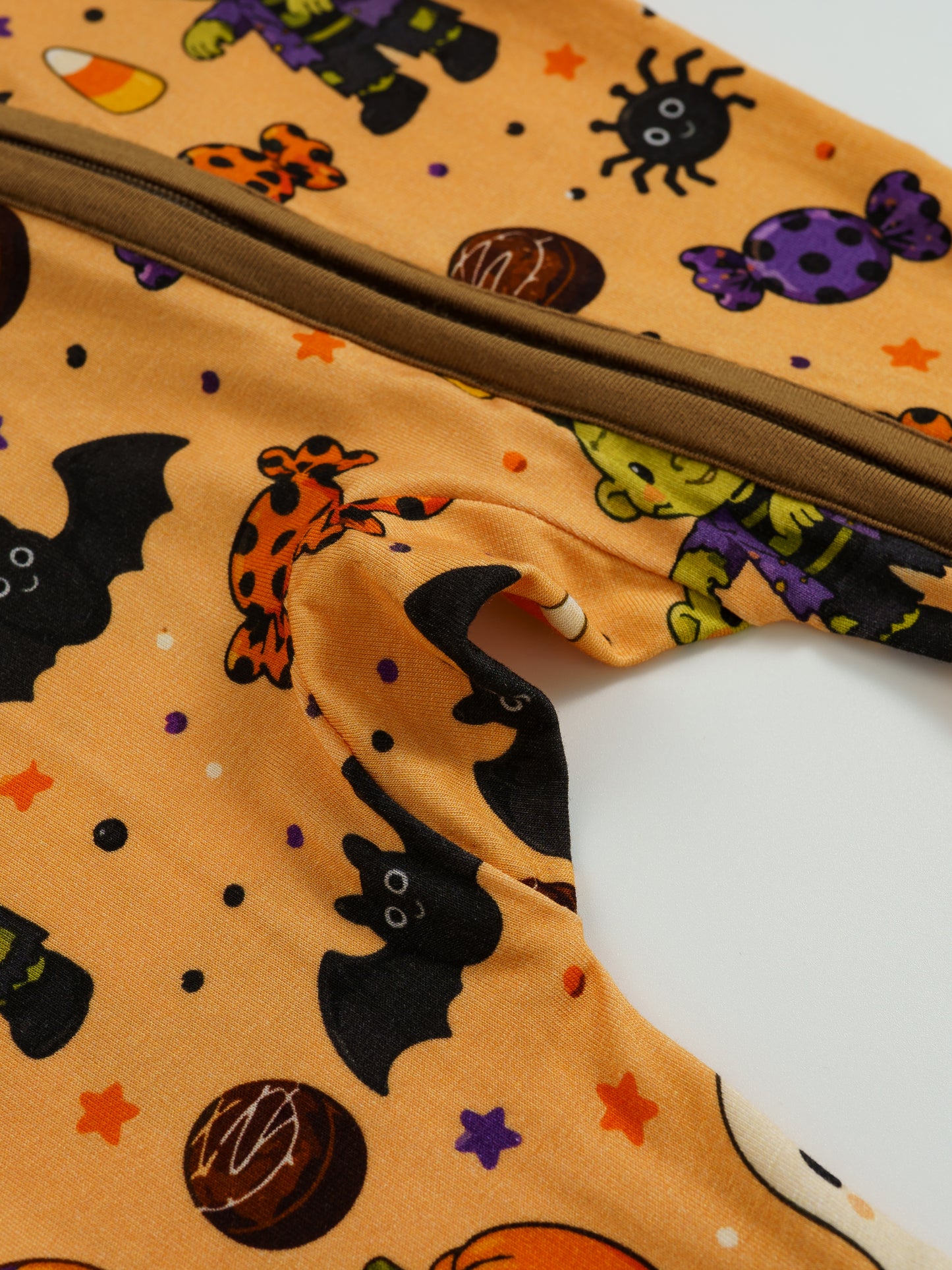 Skeleton Sweeties – Halloween Bamboo Zipper Sleeper – Without Grippers