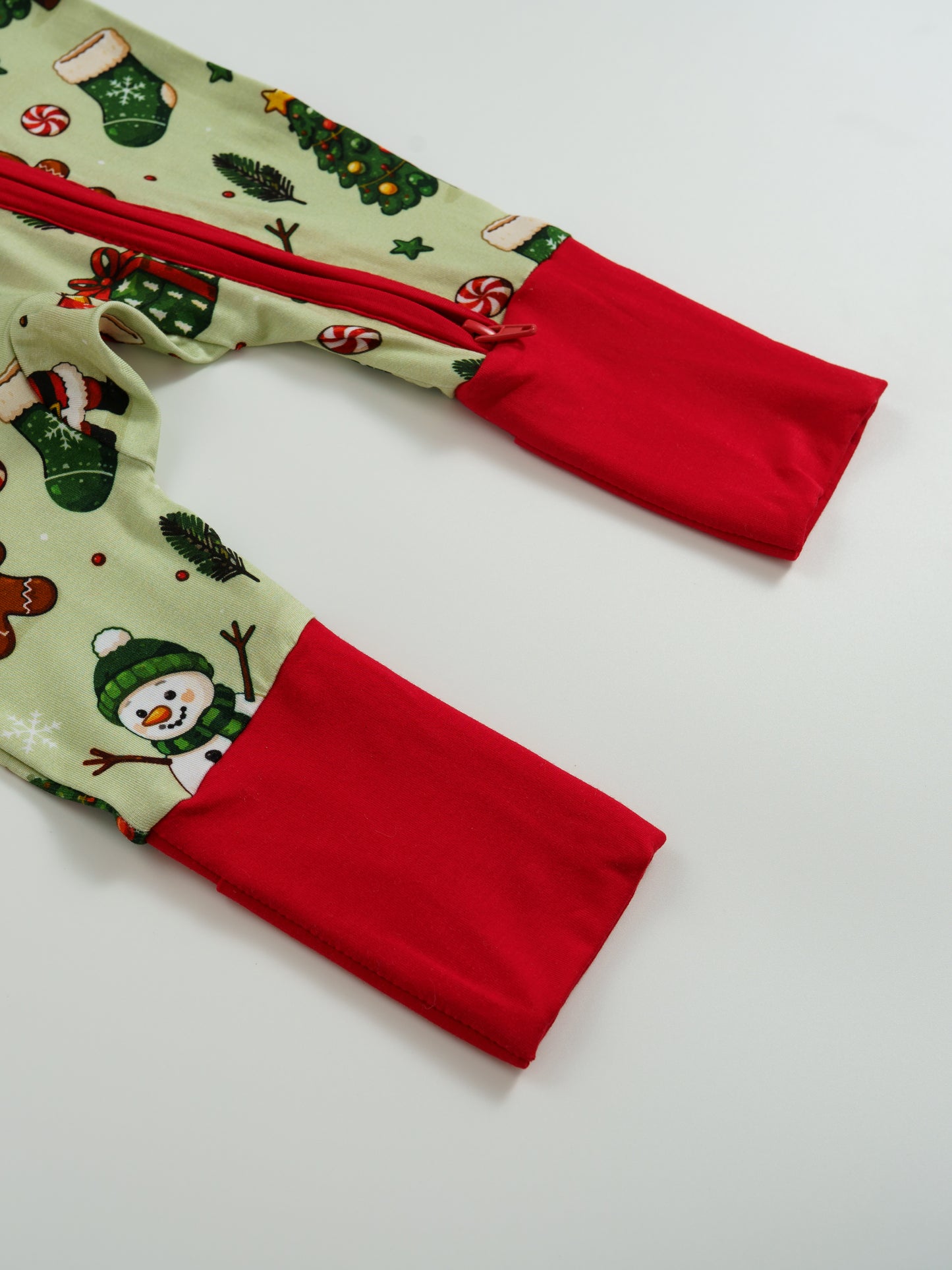 Gingerbread House – Christmas Bamboo Zipper Sleeper – Without Grippers