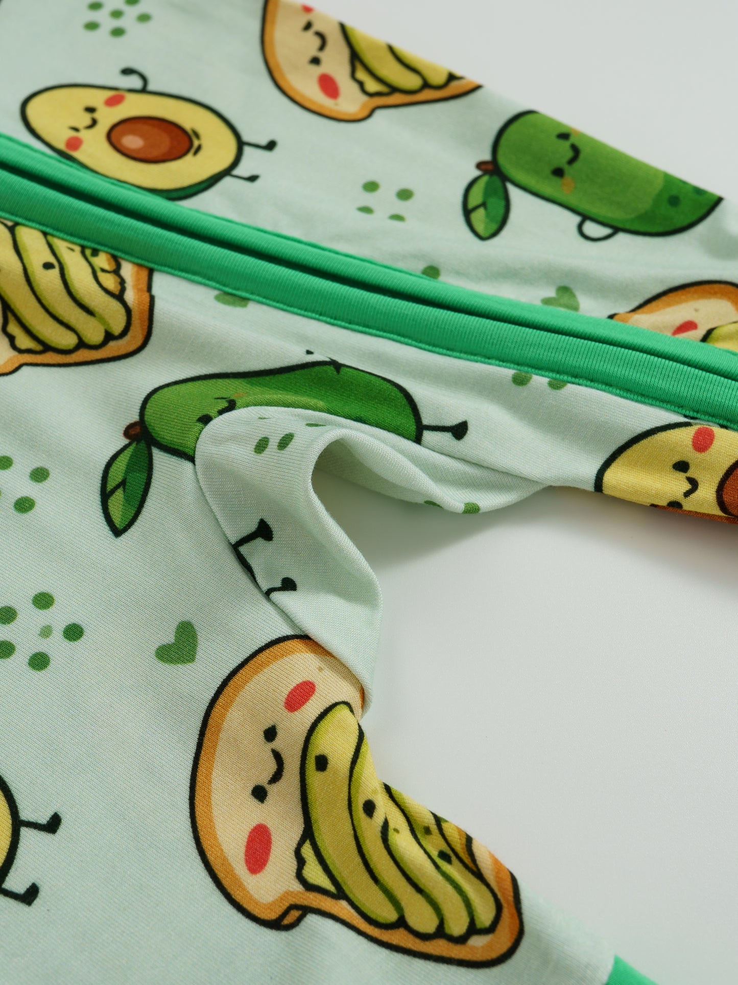 Avacado Toasties – Avocado Bamboo Zipper Sleeper – Without Grippers