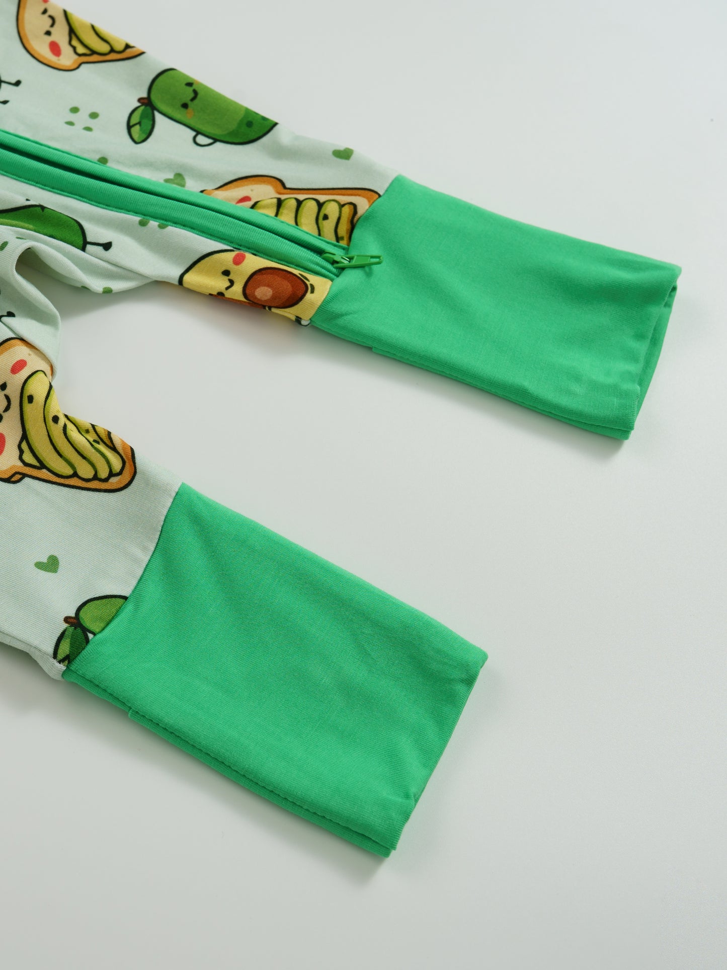 Avacado Toasties – Avocado Bamboo Zipper Sleeper – Without Grippers